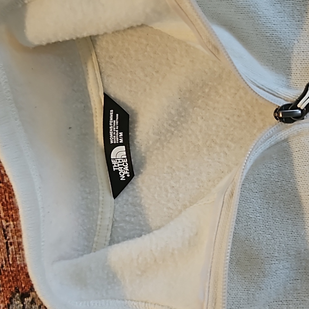 Northface Pullover - image 3